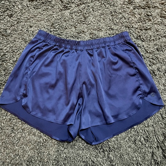 RARE Lululemon Satin Shorts - Picture 1 of 3